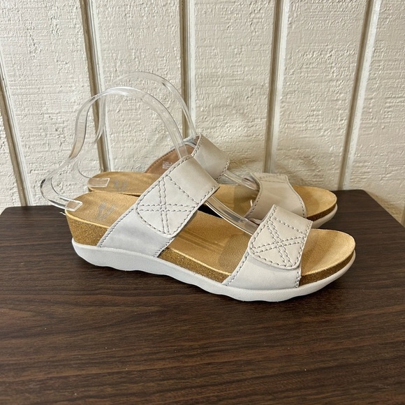 Dansko Shoes - Dansko Maddy Ivory Milled Nubuck Sandal, size 41.